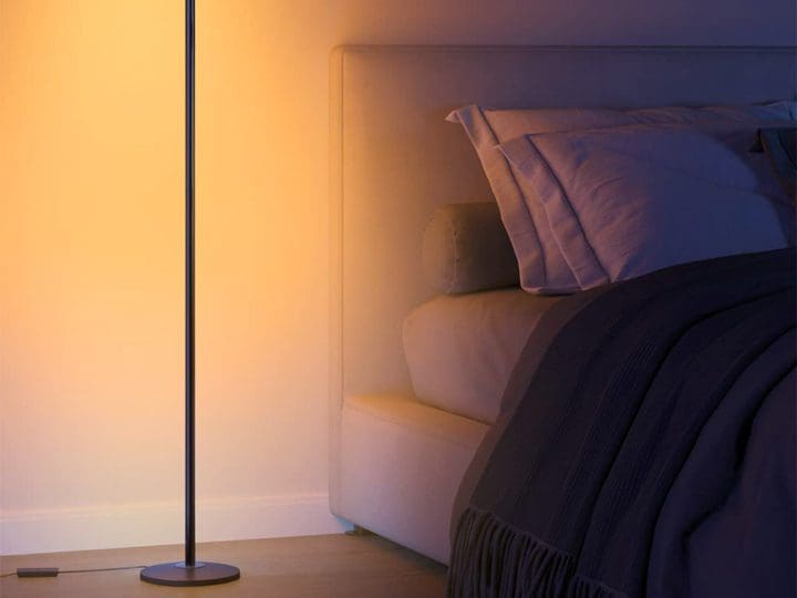 The Govee RGBIC Corner Floor Lamp is a minimalist, stylish and versatile lighting solution that truly elevates any room’s atmosphere.
